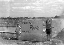 Pettis Pools, first sign