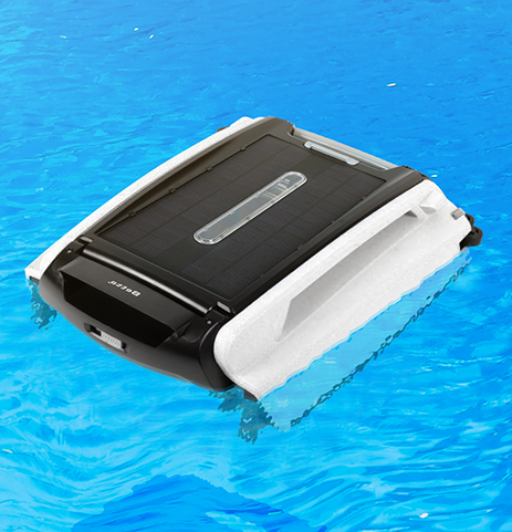 Betta SE Solar Powered Smart Robotic Pool Skimmer