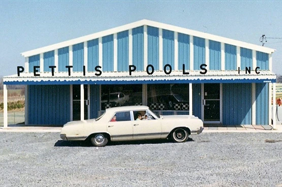 Pettis Pools & Patio – Making Friends Since 1962