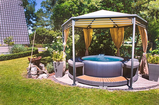 Softub Photo
